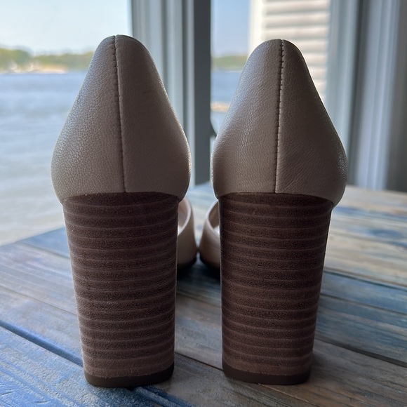 Franco Sarto pumps size 6 - Picture 4 of 7